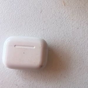 AirPods Pro earphones